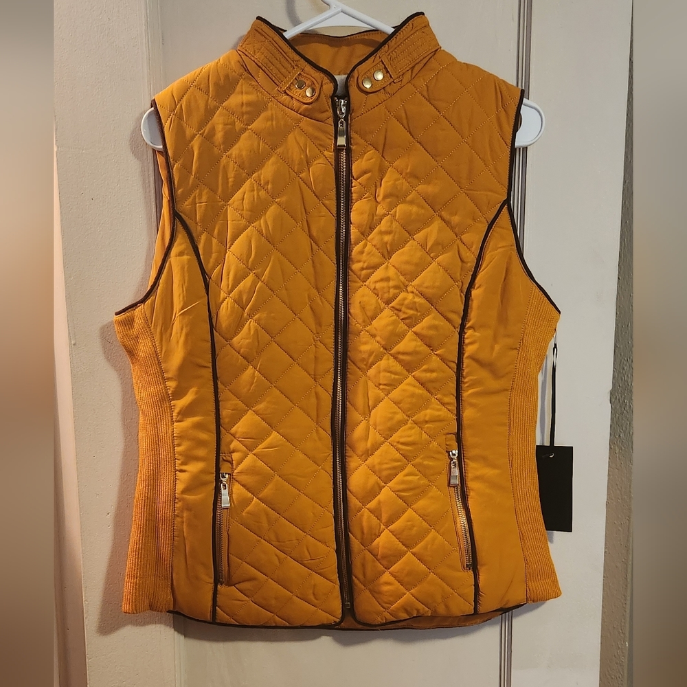 Active USA vest